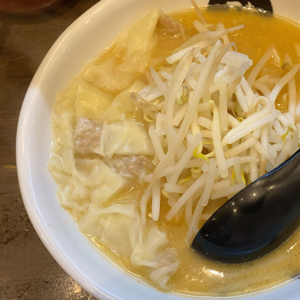 味噌ワンタン麺