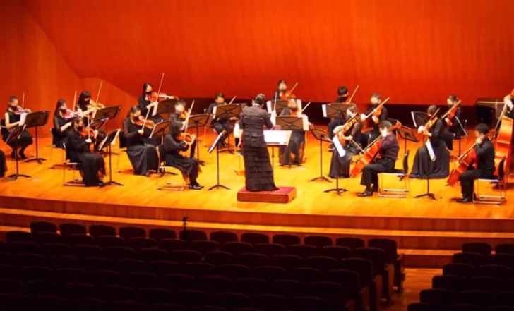 くわむら音楽教室弦楽オーケストラ