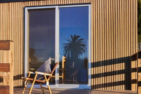 株式会社MUJI HOUSE(東京都文京区)が開発するインフラゼロハウス(埼玉県戸田市・彩湖BASE)